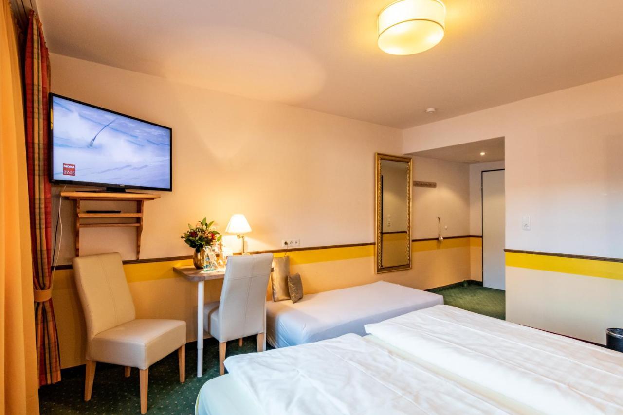 Hotel Goldflair Am Rathaus Korbach Exterior photo