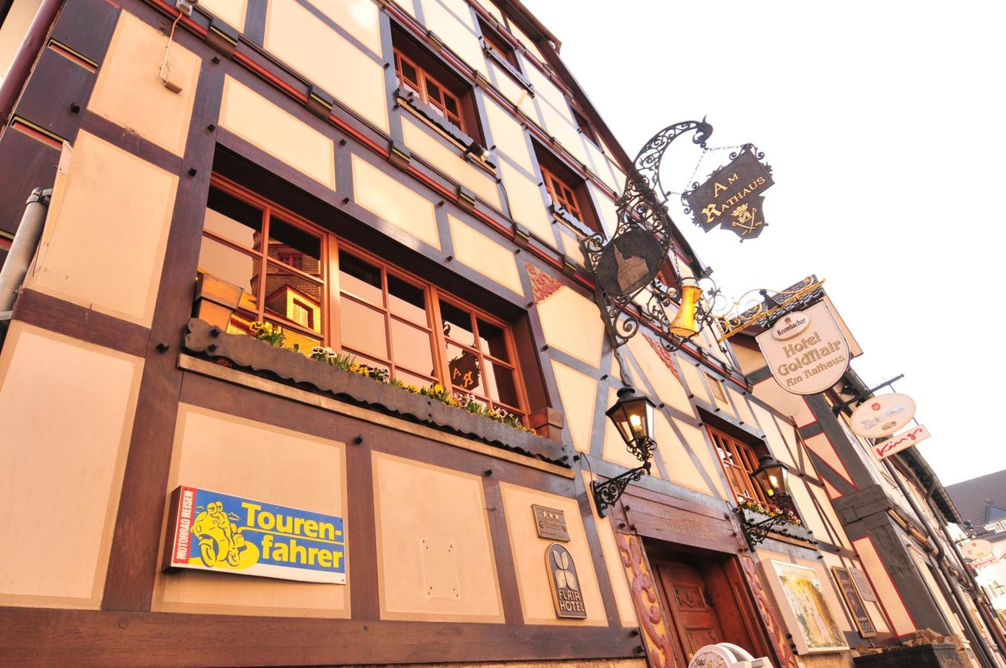Hotel Goldflair Am Rathaus Korbach Exterior photo